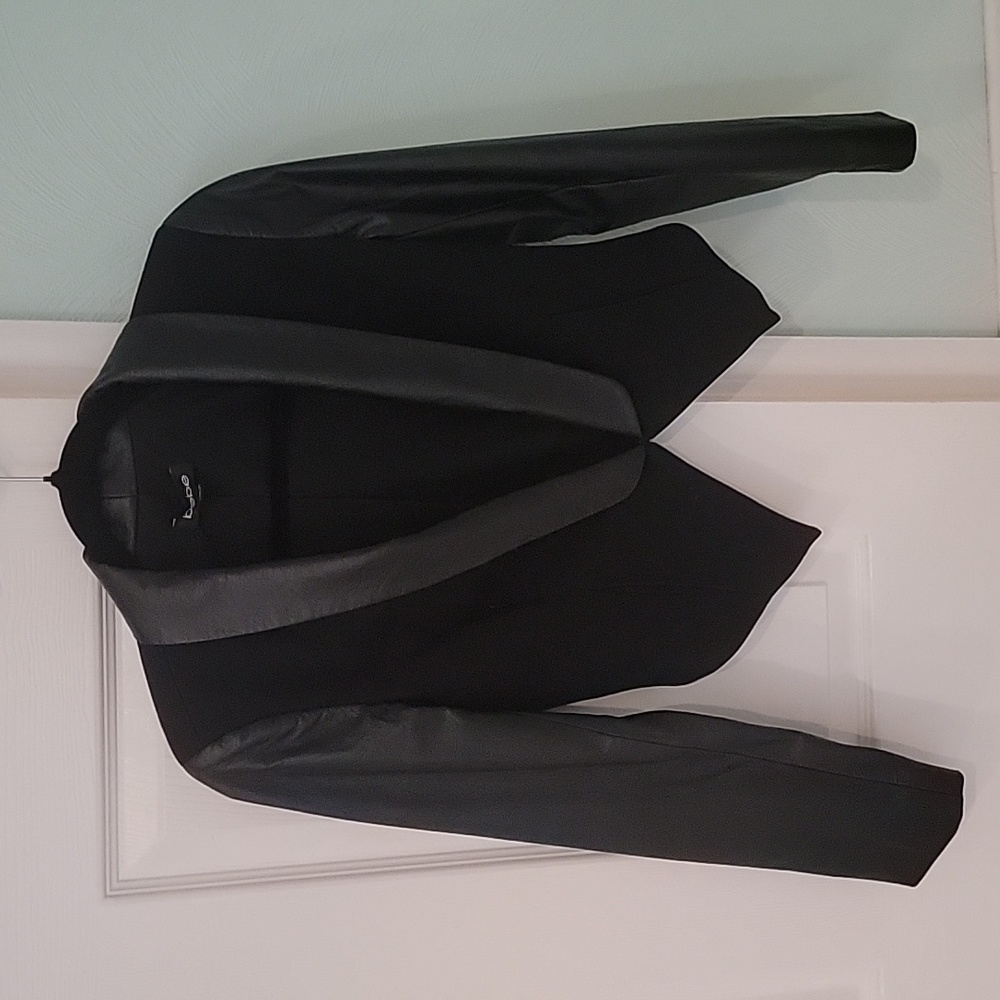 Jacket - Picture 4 of 4